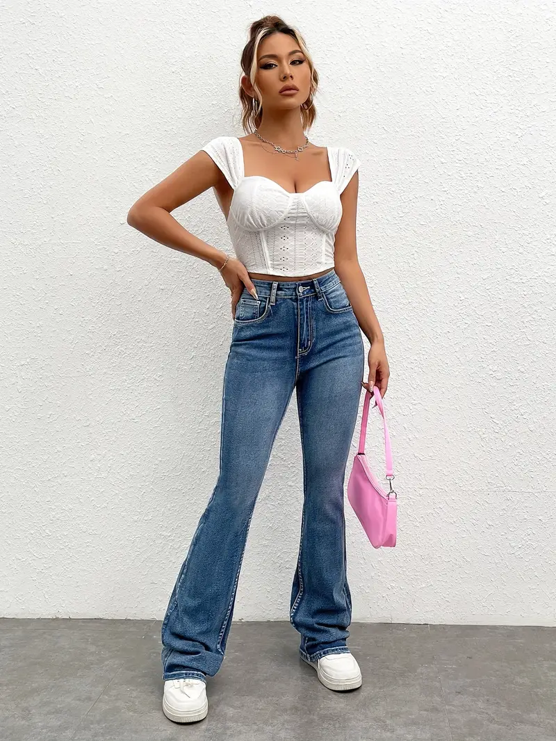 Women'S Elegant Flare Leg Jeans Embroidered Pockets